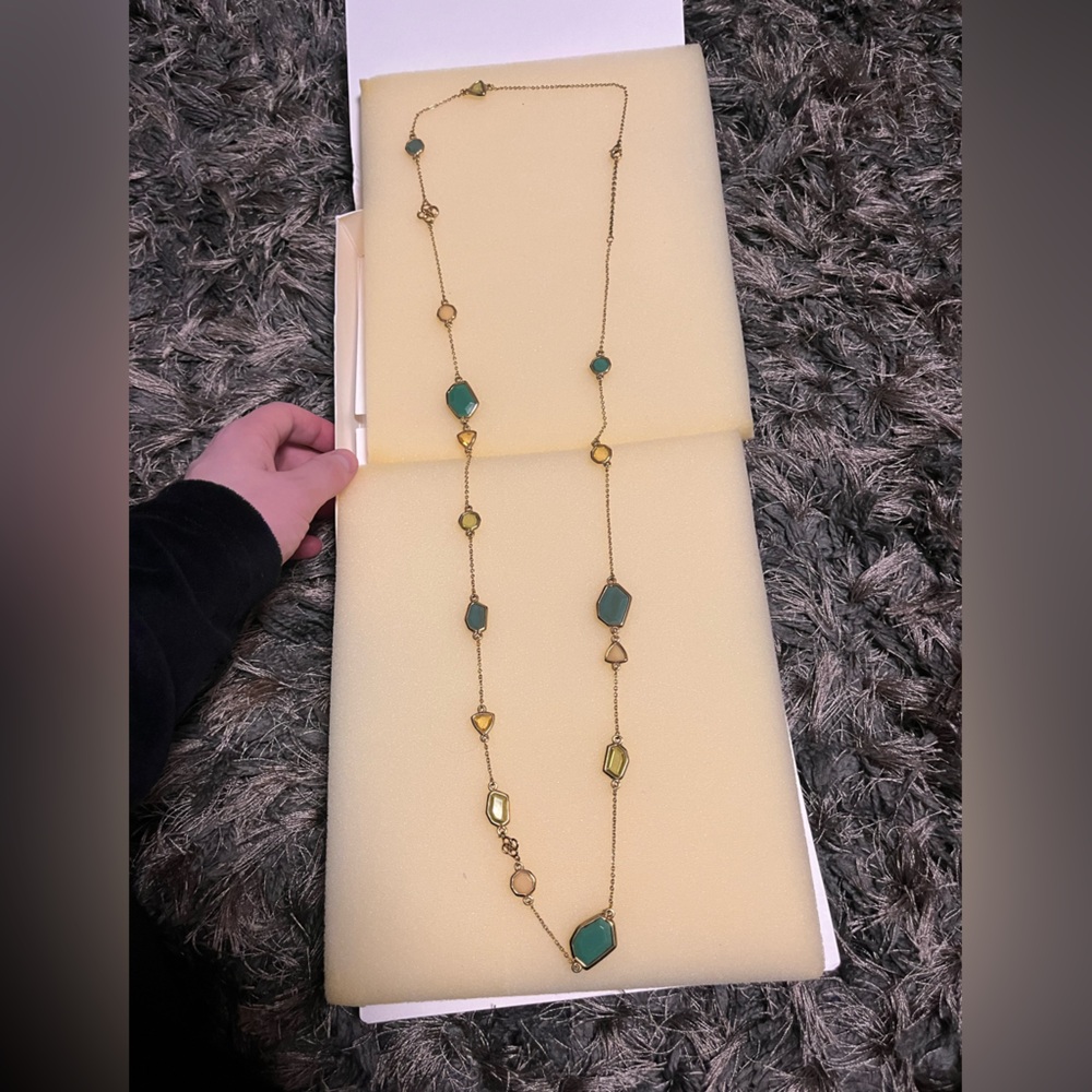 Stella and dot necklace